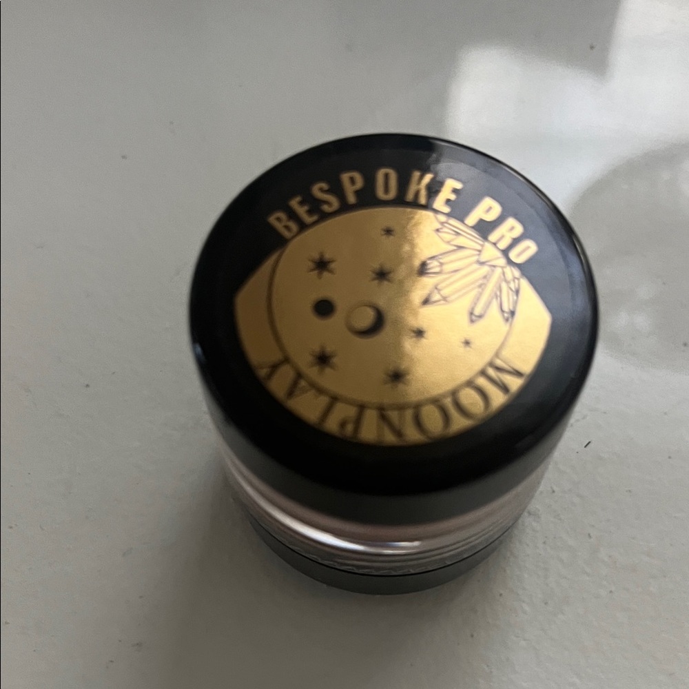 Bespoke Pro Moonplay Loose Powder Set - Gold and Peach